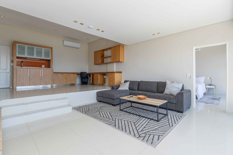 To Let 6 Bedroom Property for Rent in Bantry Bay Western Cape